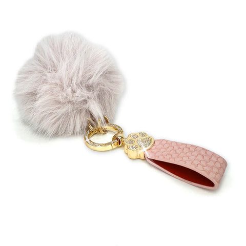 FAUX FUR PAW KEYCHAIN